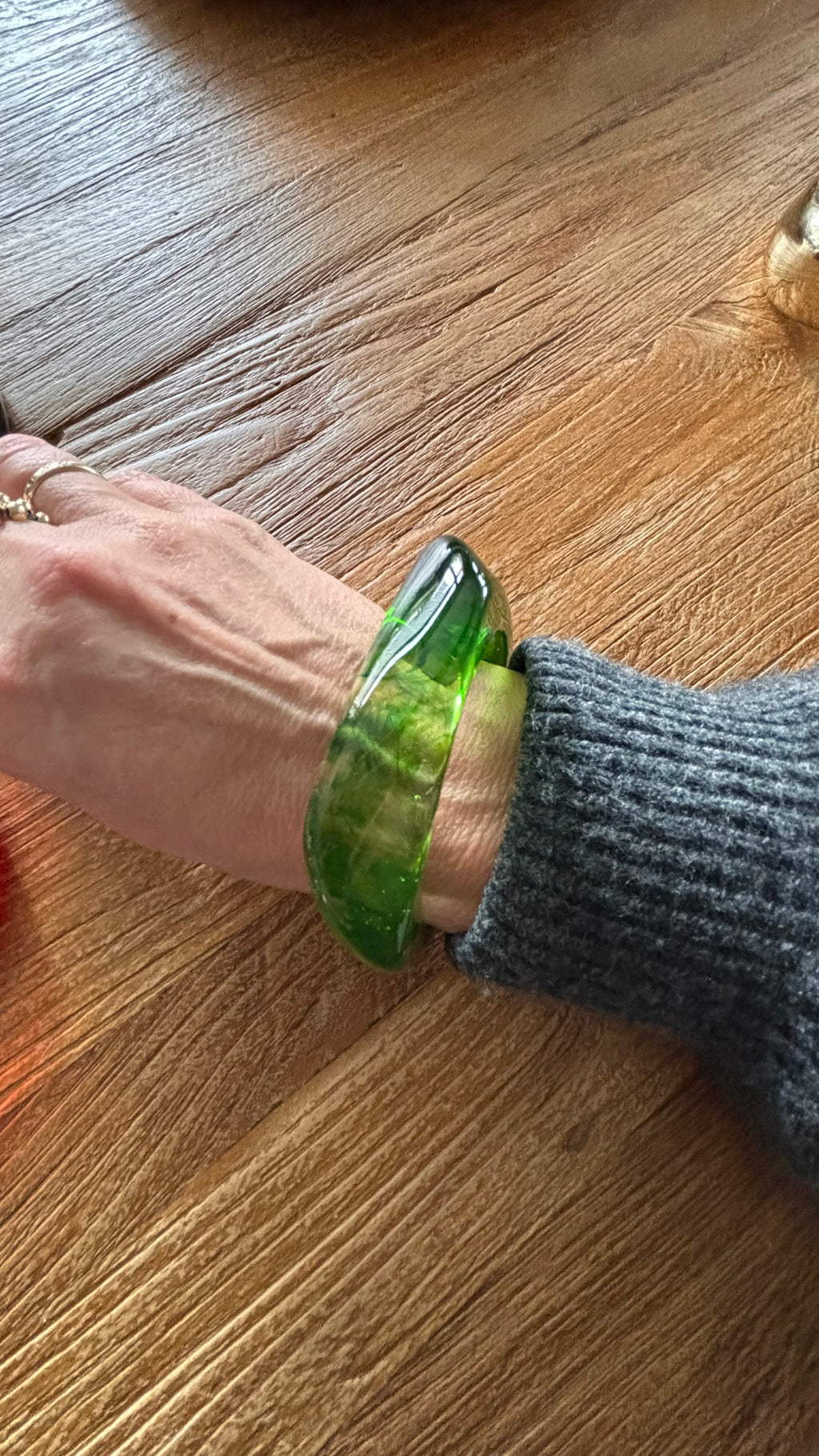 Resin green bangle