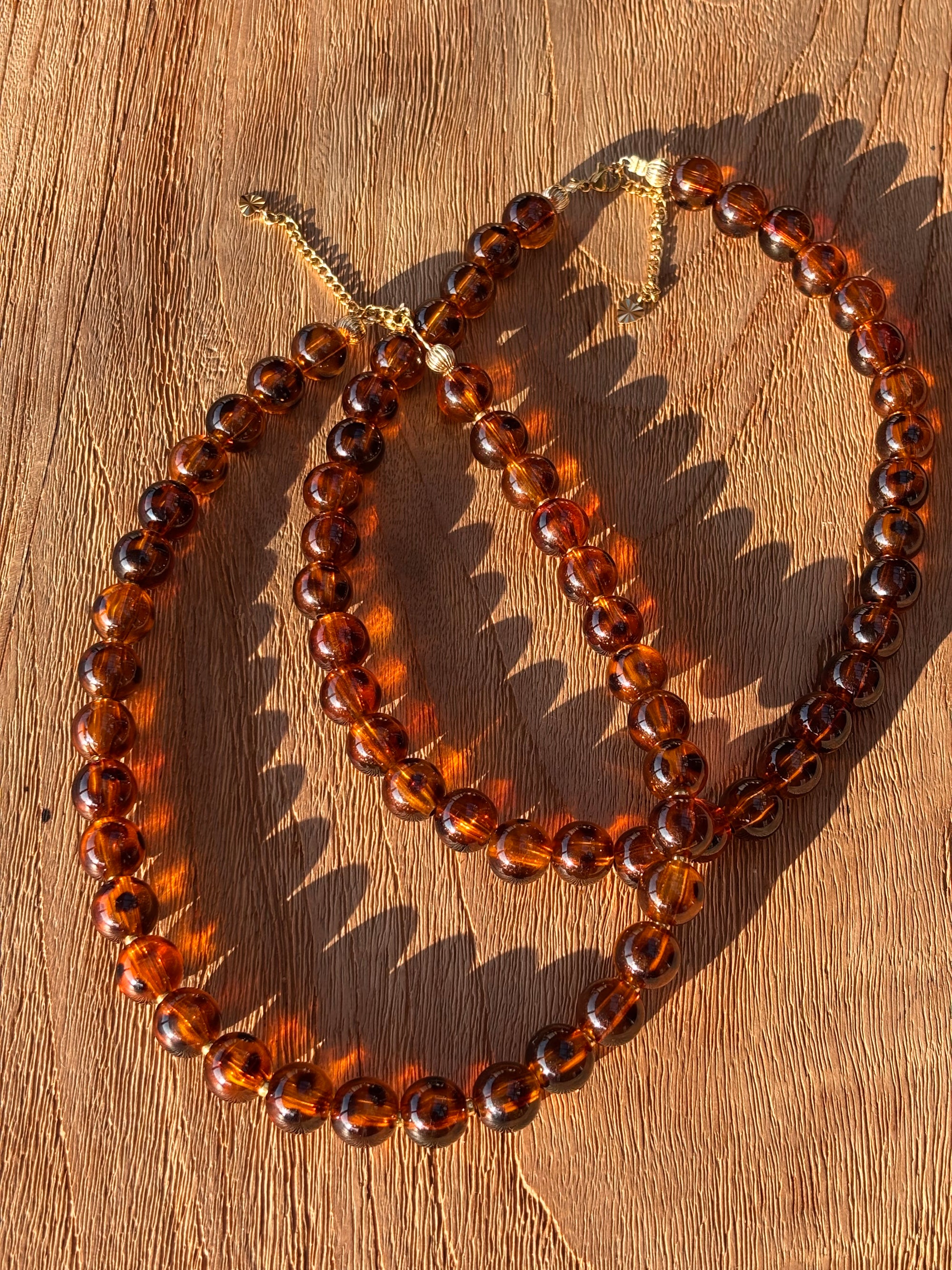 Acryl panter ketting