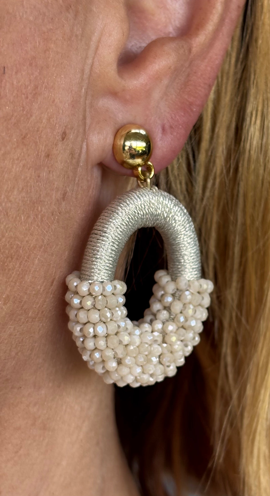 Satin drops in crème