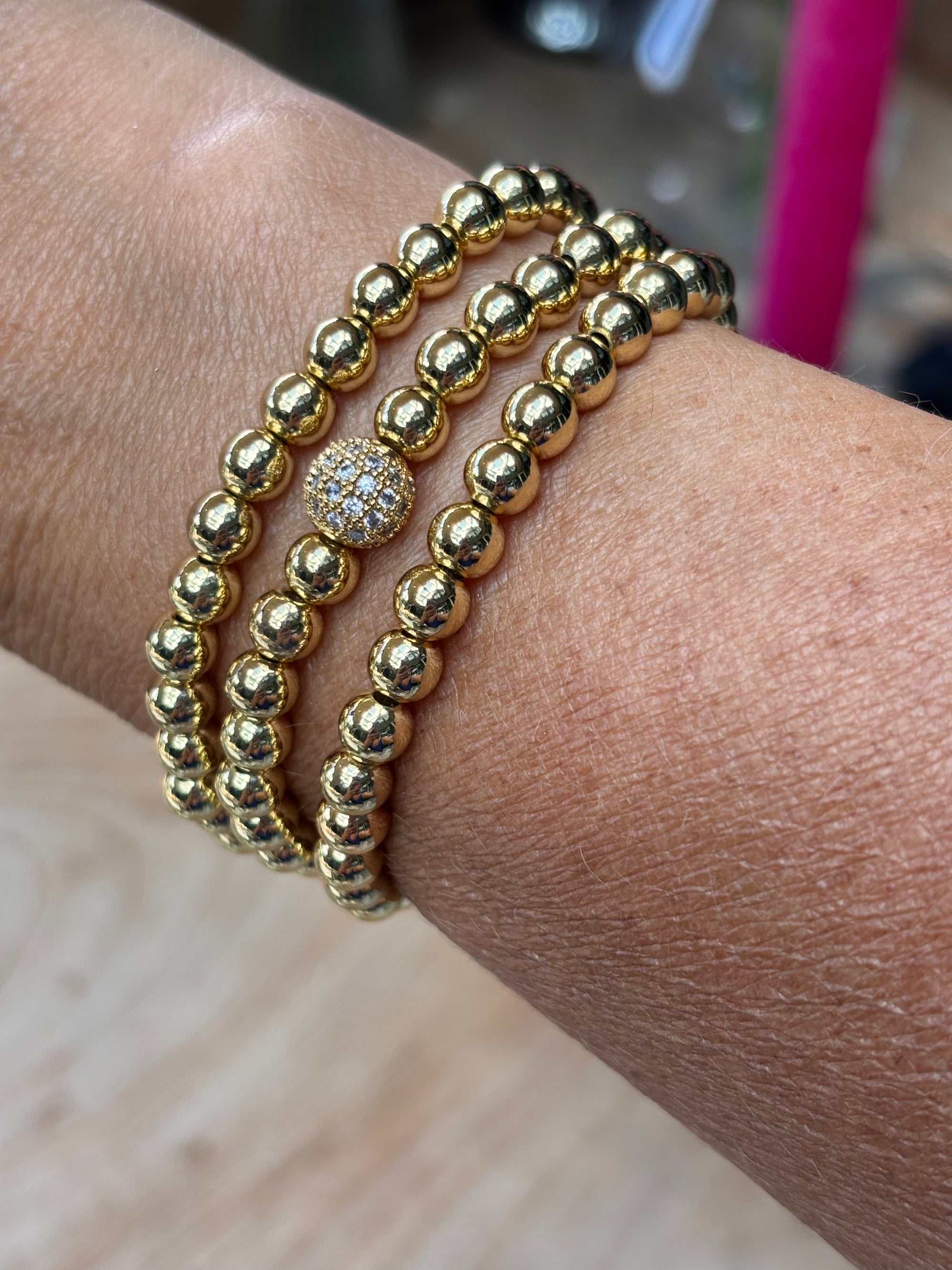 Mooie set vergulde armbanden