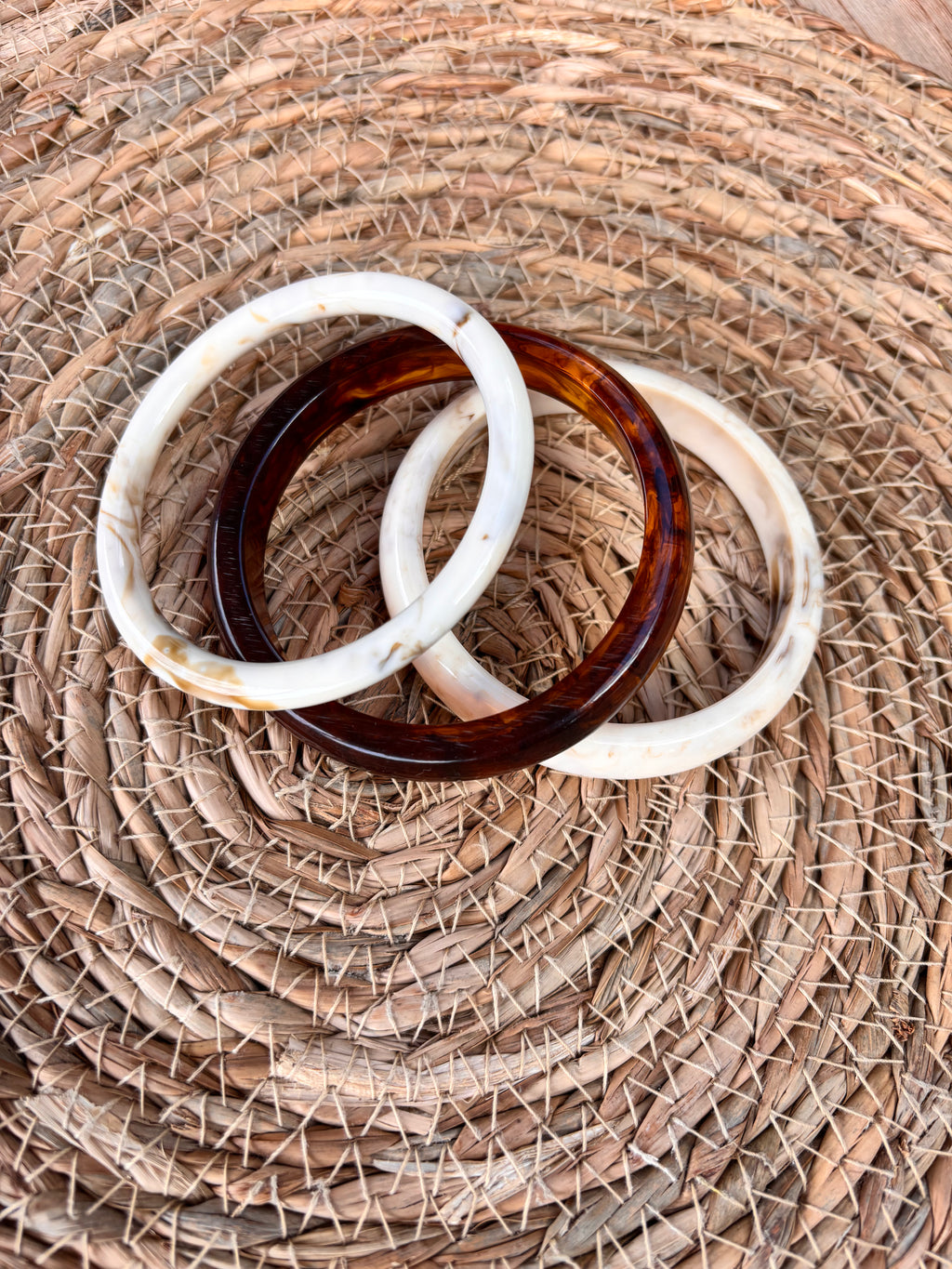 Resin armband marmer crème