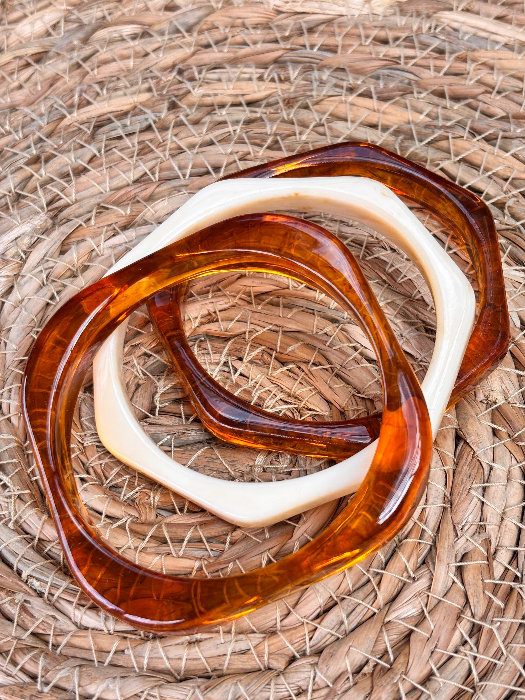 Trendy resin armband vierkant bruin