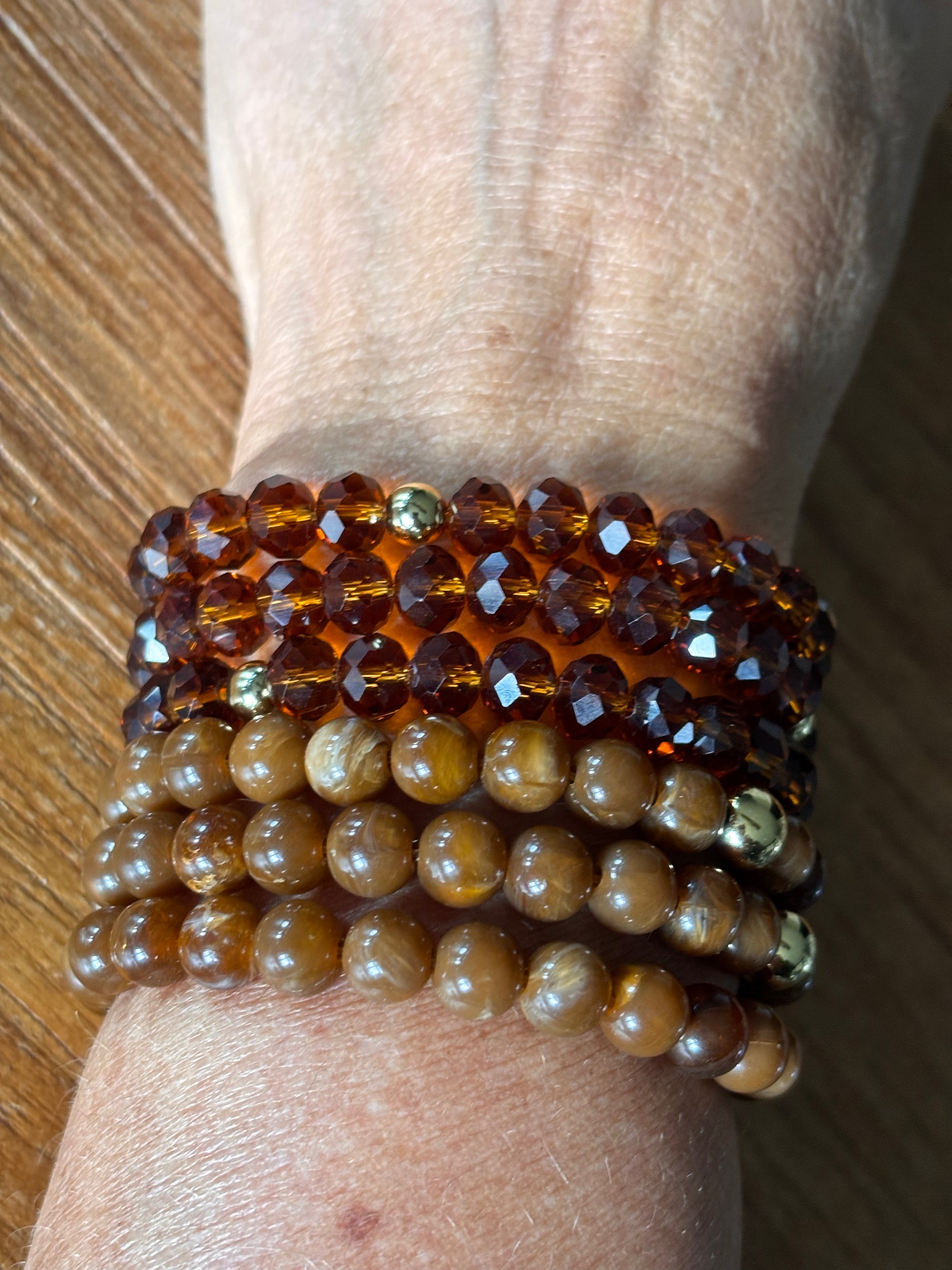 Armband 8mm facet bruin